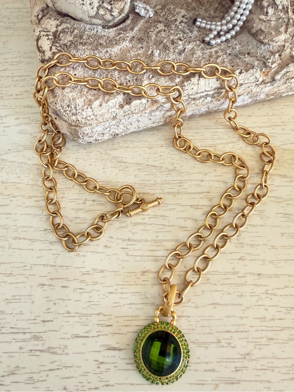 Vintage Luxe Green Crystal Necklace